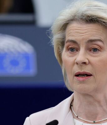 ΕΕ - Ούρσουλα φον ντερ Λάιεν: H Ρωσία αποτελεί υπαρξιακή απειλή όχι μόνο για την Ουκρανία, αλλά και για την Ευρώπη - Η ομιλία στο ευρωκοινοβούλιο. 