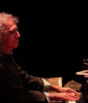 Σταύρος Λάντσιας: Η χαρά του να ζεις το παρόν