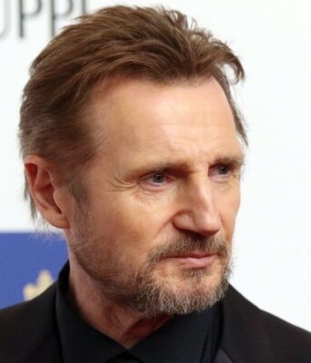 Ο Λίαμ Νίσον αρνείται αντιεμβολιαστικές θέσεις μετά τη συμμετοχή του σε ντοκιμαντέρ που τα αμφισβητεί και προβάλλει τον Ρόμπερτ Κένεντι Τζούνιορ.