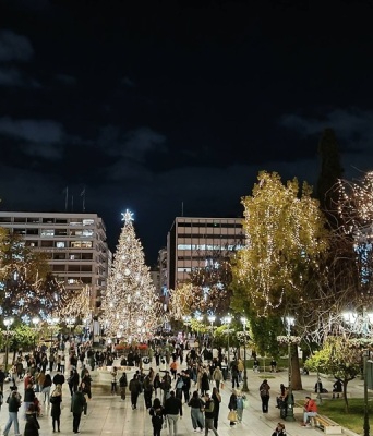 Χριστουγεννιάτικοι στολισμοί στην Αθήνα: Μια σύντομη αναδρομή