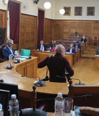 Βουλευτής - Δικαστής Dredd