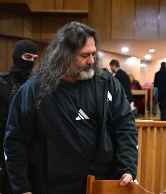 O Γιάννης Λαγός στη Δίκη της Χρυσής Αυγής