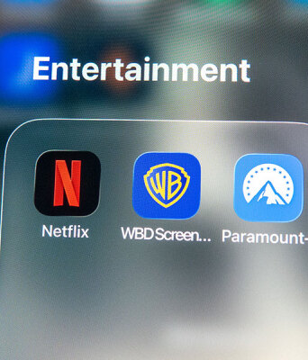 Netflix, Paramount, Warner Bros.: Η πιο επικίνδυνη μάχη στην ιστορία του Χόλιγουντ