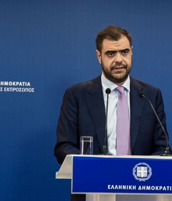 O Παύλος Μαρινάκης