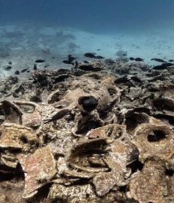 Ιδρύονται δύο επισκέψιμοι ενάλιοι αρχαιολογικοί χώροι στους Φούρνους Κορσεών - Το ΥΠΠΟ ανοίγει στον κοινό δέκα ναυάγια μοναδικής ιστορικής σημασίας.