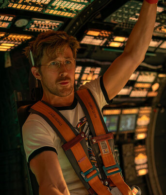 Ο Ράιαν Γκόσλινγκ στην ταινία «Αποστολή Χαίρε Μαρία»