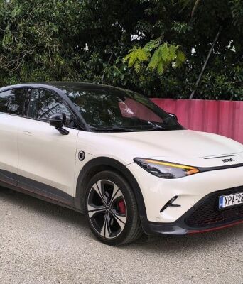 Οδηγούμε το smart #3 στην έκδοση Brabus που εντυπωσιάζει με την αυτονομία και την επιτάχυνση 