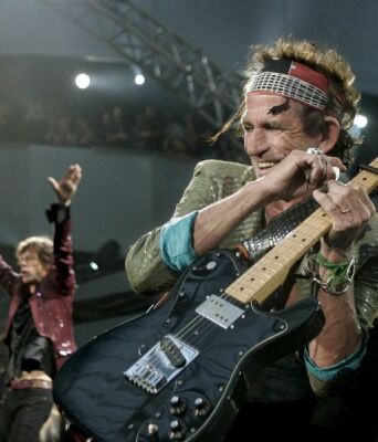 Οι Rolling Stones κυκλοφόρησαν το νέο single «Who You Callin’ Crazy?», προαναγγέλλοντας την ειδική έκδοση του άλμπουμ «Foreign Tongues»