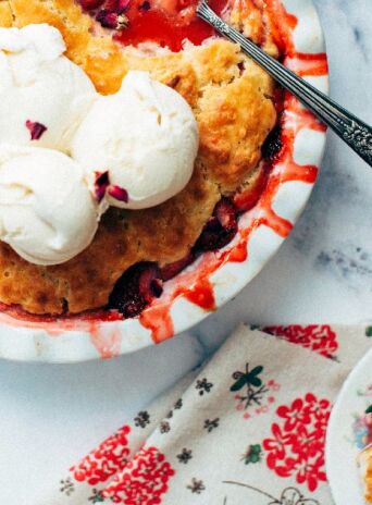 Συνταγή για Cobbler με φρέσκιες φράουλες