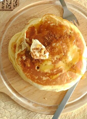Αφράτα pancakes με μήλο και κανέλα