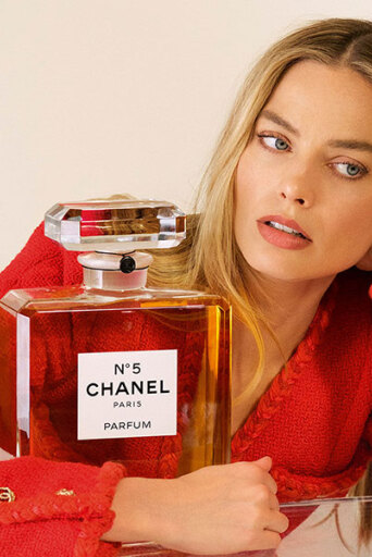 Η Μάργκο Ρόμπι, το πρόσωπο του Chanel No.5