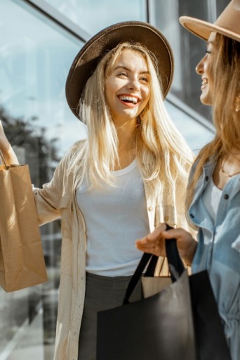 Aνοιξιάτικη shopping list: 10 αγορές που δεν θα μετανιώσεις