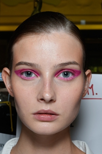 Coloured eyeliner