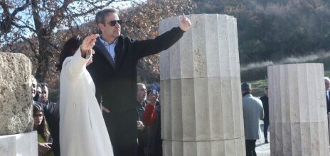 ] ΕΓΚΑΙΝΙΑ ΤΟΥ ΑΝΑΣΤΗΛΩΜΕΝΟΥ ΑΝΑΚΤΟΡΟΥ ΤΟΥ ΦΙΛΙΠΠΟΥ Β' ΣΤΟ ΠΟΛΥΚΕΝΤΡΙΚΟ ΜΟΥΣΕΙΟ ΑΙΓΩΝ ΠΑΡΟΥΣΙΑ ΤΟΥ ΠΡΩΘΥΠΟΥΡΓΟΥ ΚΥΡΙΑΚΟΥ ΜΗΤΣΟΤΑΚΗ