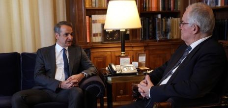 Μητσοτάκης σε Τασούλα: Πιστεύω ότι αγρότες θα απομακρυνθούν σύντομα από τα μπλόκα