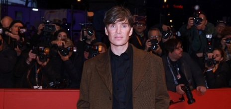 Νέες φωτογραφίες του Κίλιαν Μέρφι από τα γυρίσματα στην Αθήνα για την ταινία του Νταμιέν Σαζέλ 