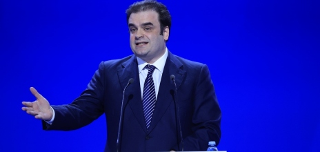 Πιερρακάκης στο συνέδριο της ΝΔ: Οι μεγάλες παρατάξεις νικούν όταν κοιτούν τον ορίζοντα της χώρας 