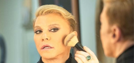 Τάκης Ζαχαράτος