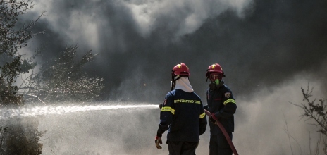 Φωτιά σε στο Πικέρμι: Βρέθηκε νεκρός μέσα σε αυτοκίνητο
