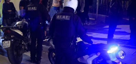 Κυψέλη: Νεκρό βρέφος βρέθηκε μέσα σε δοχείο σε βαλίτσα 