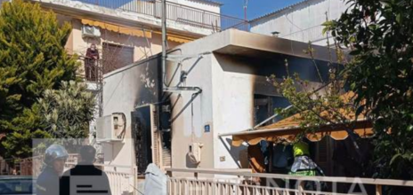 Ανείπωτη τραγωδία στον Βόλο: «Είδα την γυναίκα να καίγεται στην αυλή» - Συγκλονιστικές μαρτυρίες