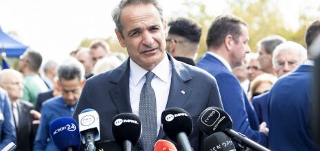 Κυριάκος Μητσοτάκης από τη Θεσσαλονίκη για την 28η Οκτωβρίου: Το μήνυμα ενότητας του 1940 καλούμαστε να το μεταλαμπαδεύσουμε στις ευθύνες της δικής μας γενιάς