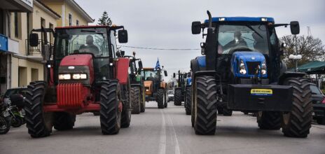 Γιορτές στα μπλόκα λένε οι αγρότες - Εξαγριωμένοι με το λάθος του ΕΛΓΑ και τις καθυστερήσεις στις πληρωμές 