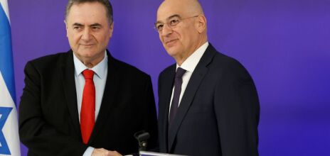 O Νίκος Δένδιας με τον Ίσραελ Κατζ