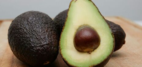 Αβοκάντο: Είναι πράγματι «θαυματουργή» τροφή;