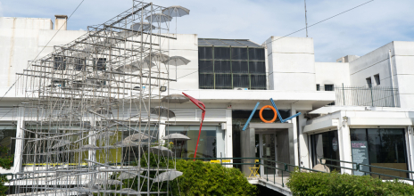 Θεσσαλονίκη: Από τη ΔΕΘ ως τη Λιμνοθάλασσα Καλοχωρίου, η Μπιενάλε ΡΝΣ9 σε επιμέλεια Νάντιας Αργυροπούλου ανοίγει τις πόρτες της στις 23 Μαΐου 2026