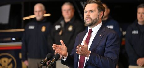 Έξαλλος ο Βανς με τον Νετανιάχου: Είπες στον Τραμπ ότι ο πόλεμος με το Ιράν θα ήταν πολύ πιο εύκολος