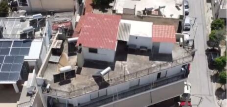 Περιστέρι: «Είχαν γαστρεντερίτιδα» είπε για τις ακαθαρσίες η μητέρα, «δεν ζούμε μόνιμα έτσι» λέει ο πατέρας