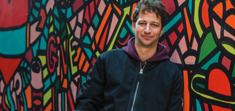 Ο street artist Σωτήρης Φωκέας aka Soteur