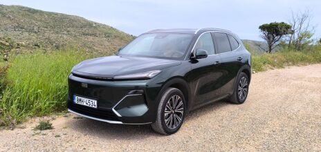 Το Geely Starray EM-i είναι ένα Plug-in Hybrid D-SUV με εξαιρετική πολυτέλεια, υψηλή τεχνολογία, και μεγάλες ανέσεις 