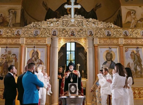 Ευάγγελος Μπούσης, Πίτερ Ντούντας βάφτισαν τα παιδιά τους -Νονά η Ευγενία Νιάρχου