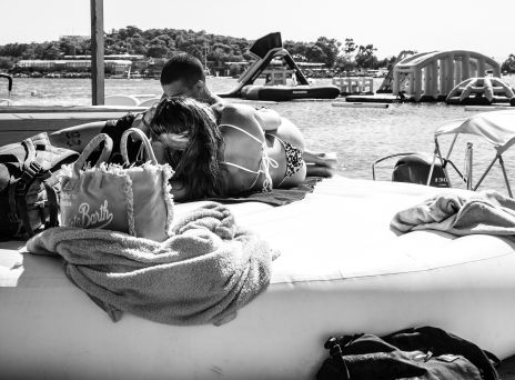 Ζευγάρι στην παραλία