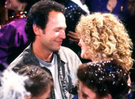 Πρωτοχρονιάτικα φιλιά που άφησαν ιστοριά σε μικρή και μεγάλη οθόνη