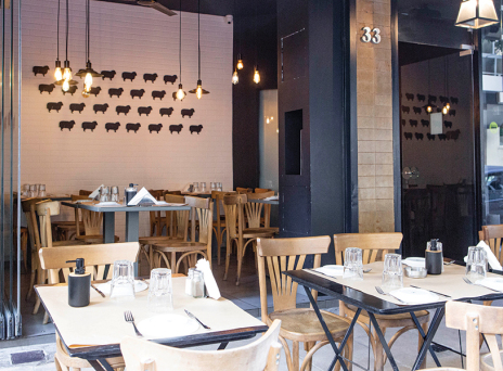 Tο Μαύρο Πρόβατο του Press Café