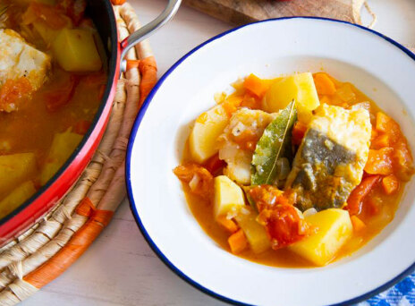 Μπακαλιάρος πλακί στον φούρνο