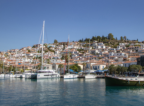 Πόρος: Οδηγός για αξιοθέατα, παραλίες και φαγητό