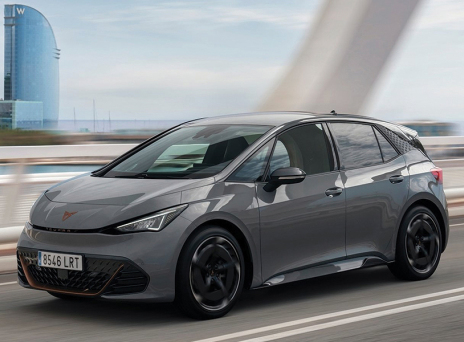Cupra Born: Ένα ξεχωριστό ηλεκτροκίνητο hot hatch