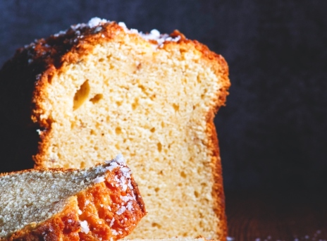 ΚΕΙΚ ΜΕ ΦΡΕΣΚΟ ΤΥΡΙ ΚΡΕΜΑ