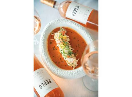 Λάμπρος: Eκλεκτή ψαροφαγία στην Αθηναϊκή Ριβιέρα