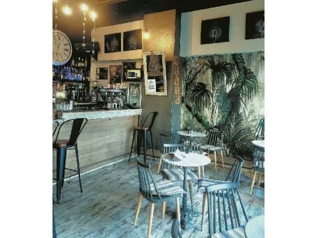 Oxygen All Day Café