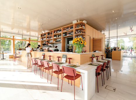 Canal All Day Coffee Wine & Dining