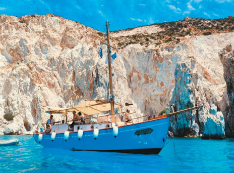 Bay Cruises: Στο Captain Avgoustis θα ζήσεις τις πιο αξέχαστες στιγμές διακοπών στην Κίμωλο