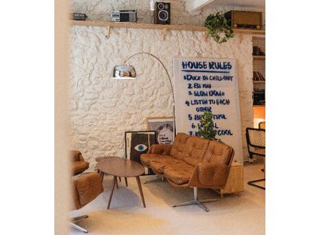 Lazy Duck Cocktail Bar