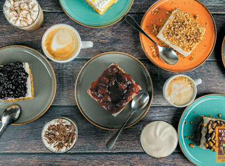 Koukouvaya: Το γλυκοπωλείο όπως πρέπει να είναι