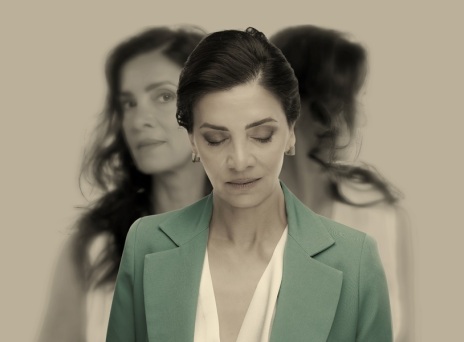 Η Κατερίνα Λέχου πρωταγωνιστεί στην παράσταση «Linda» στο Θεάτρο Επί Κολωνώ