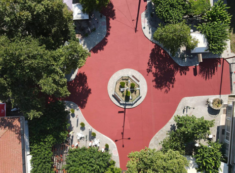 Cosmochrome: Η ελληνική εταιρεία που βάζει χρώμα στη ζωή μας